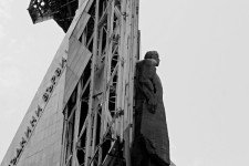 monument2